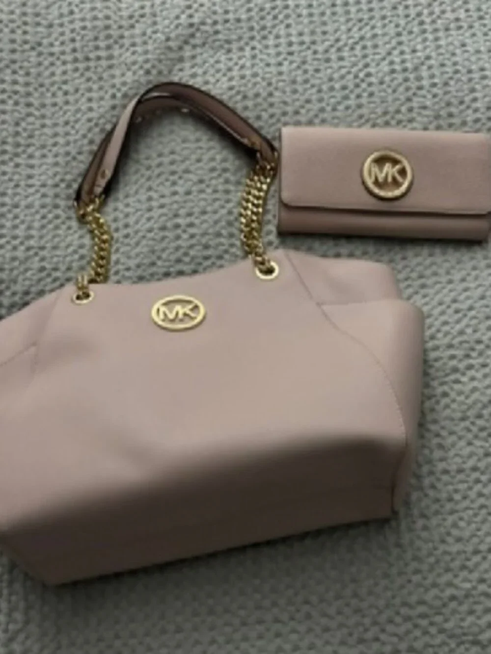 Michael Kors Medium Jet Set Tote with Matching Wallet  in Powder Pink NWT
